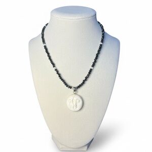 Faceted Black Onyx and Mother of Pearl Necklace
